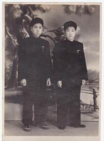 解放初期老照片：男子双人中山装合影