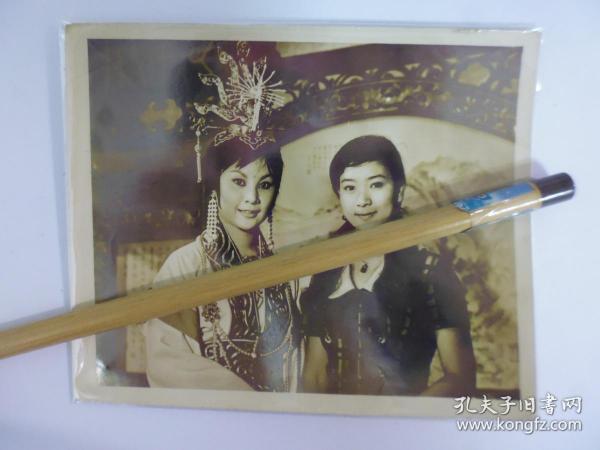 陳寶珠與王復蓉和老照片(Q22-1)