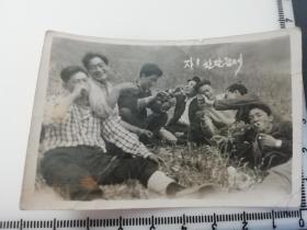 朝鲜族民俗老照片 七八十年代公园聚会 朝语提拔