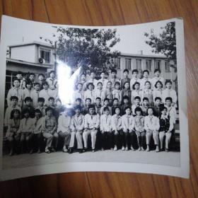 烟台毓璜顶小学1984年毕业留念 照片