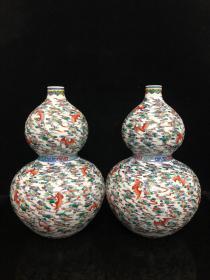 清青花斗彩蝙蝠纹葫芦瓶一对