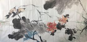 业德骏 花鸟作品 横幅 中堂 宣纸真迹 软片 保真 
业德骏，南京政治学院客座教授，中国民主同盟盟员，中国少数民族文物保护协会研究员，江苏省广播电视集团《艺术收藏》顾问，江苏省美术家协会会员。出版有《业德骏画集》，编著有《中国花鸟画—月季》