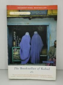 喀布尔书商 Theb Bookseller of Kabul by Asne Seierstad （Back Bay Books 2004年版）（关于阿富汗）英文原版书