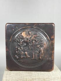 民国时期人物铜墨盒一个，包浆浓厚，细节如图！