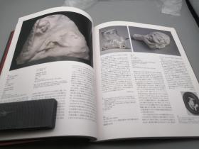 2006年国立西洋美术馆特展图录法国的双子星艺术家《奥古斯特·罗丹(1840-1917)和画家乌杰兹·卡利埃尔(1849～1906)的作品和思想》极为难得一见的艺术图册，253页，135件组二位艺术家的绘画，手稿，雕塑，迄今为止，这是一个令人震撼的展览，从未有过只针对这两位艺术家的展览会，关于代表法国近代雕刻的罗丹，他是日本人气最高的雕刻家，国立西洋美术馆开馆以来他的入藏作品超过50件。此次展览