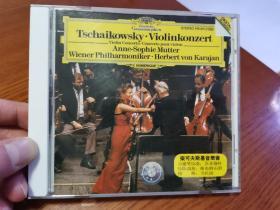 《柴可夫斯基音乐会》CD碟片品好几乎无划痕。