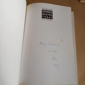 Dr. Oetker: German Baking Today: The Original（英文原版）