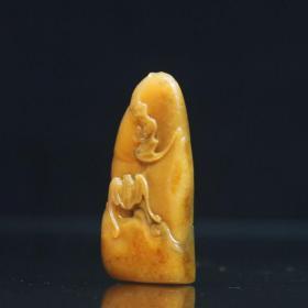 田黄石薄意雕“旭日东升”随形章