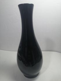 黑釉花瓶