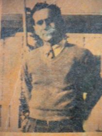 斯诺著 董乐山译《西行漫记》原名：红星照耀中国 三联书店出版社 有许多有价值的黑白图片8品