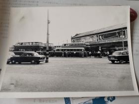 香港1950s年代九龙尖沙咀星光行巴士站老照片一张