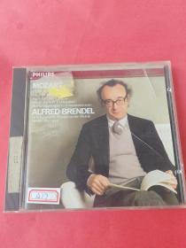 外版CD  飞利浦金线出品，西德02首版，满银圈无字CD。《莫扎特钢琴协奏曲，KV537和KV246》. 由奥地利著名钢琴家阿尔弗雷德•布伦德尔（Alfred Brendel）演奏