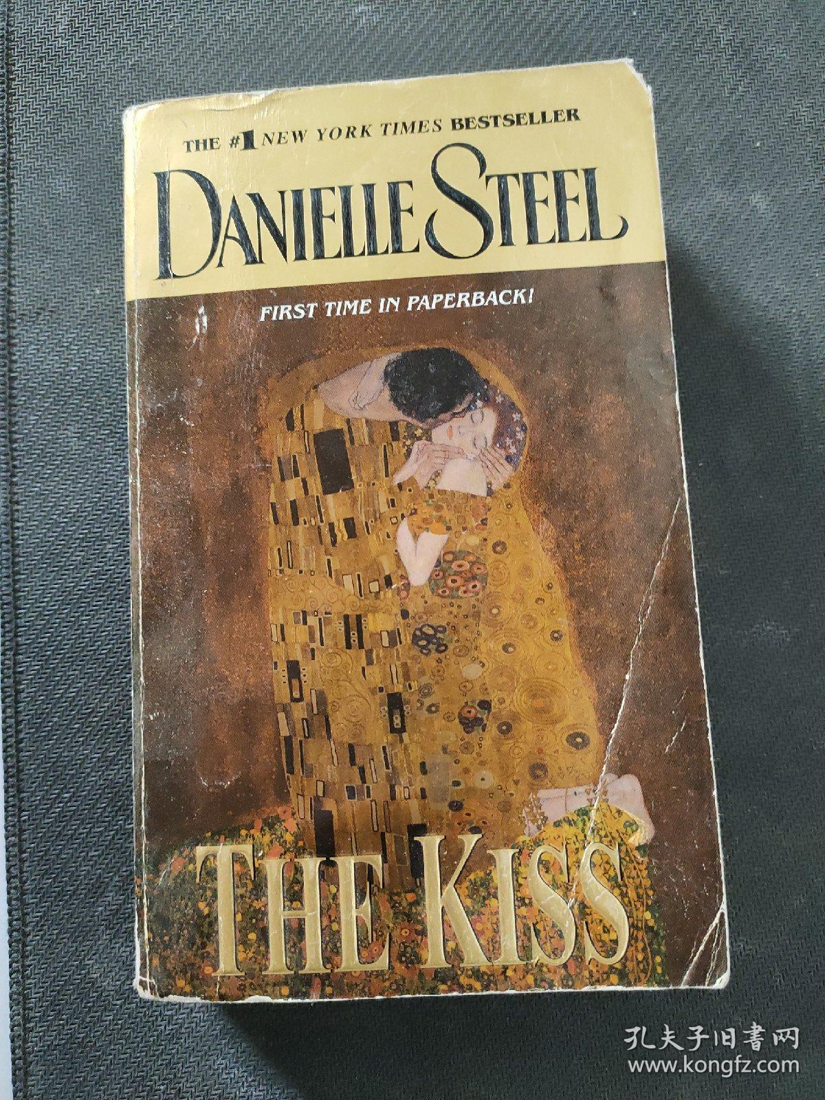 DANIELLE STEEL