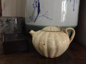 宋代瓜棱茶壶