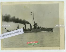 1932年民国海军“逸仙号”巡洋舰，由中国著名造船专家叶在馥设计，由江南造船厂建造，是民国海军自行建造的一艘轻巡洋舰（炮舰）。20.2X15.5厘米