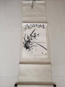 《幽兰飘香》皖籍著名画家孙天桥，原名孙兆新，字冬草，号逸墨，曾用名草庵人，馿后人，逍遥客。专职画家。