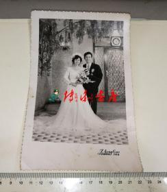 老照片（结婚婚纱照、天津中国照相1984）