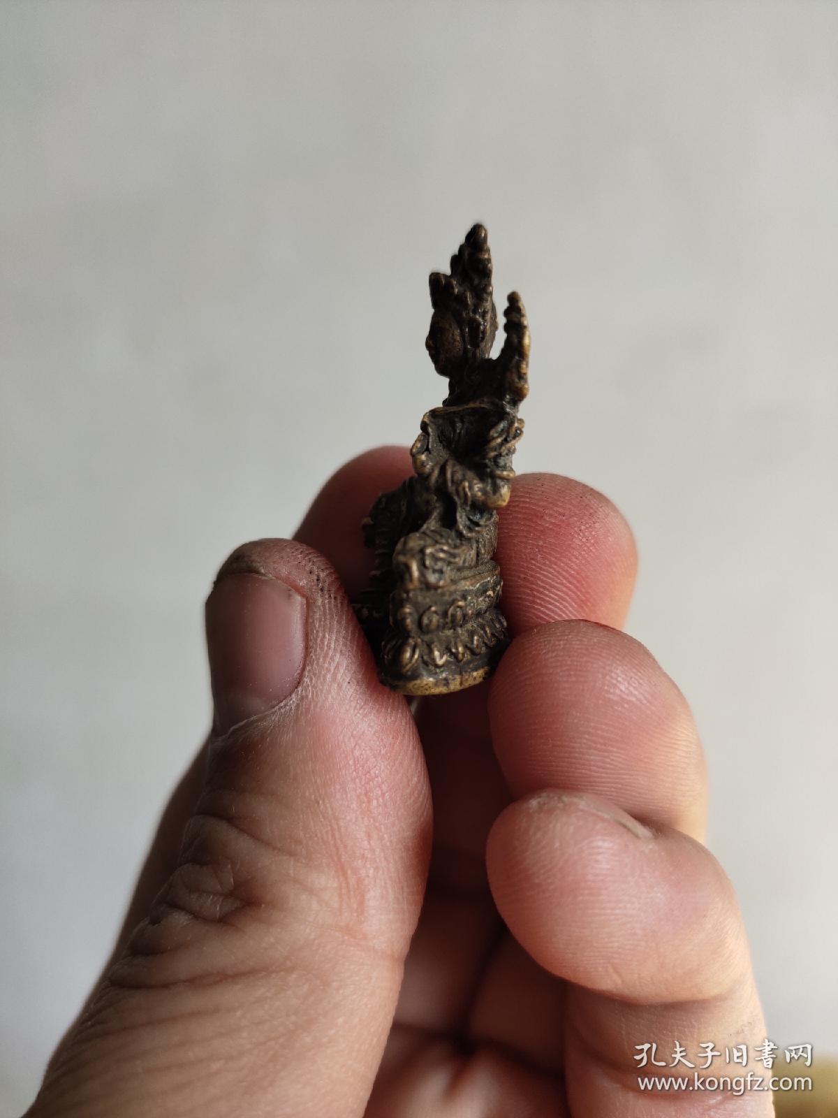 寸佛一尊