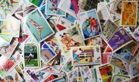 外国邮票，各国体育足球奥运会，体育运动专题，一枚价，随机发货