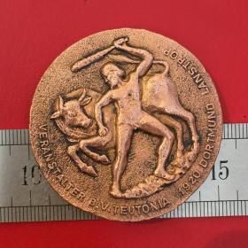 A937希腊马拉松到雅典的人民历程纪念勋章1920人斗牛铜牌章珍收藏