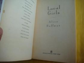 Local Girls 《本地女孩》英文原版 大32开