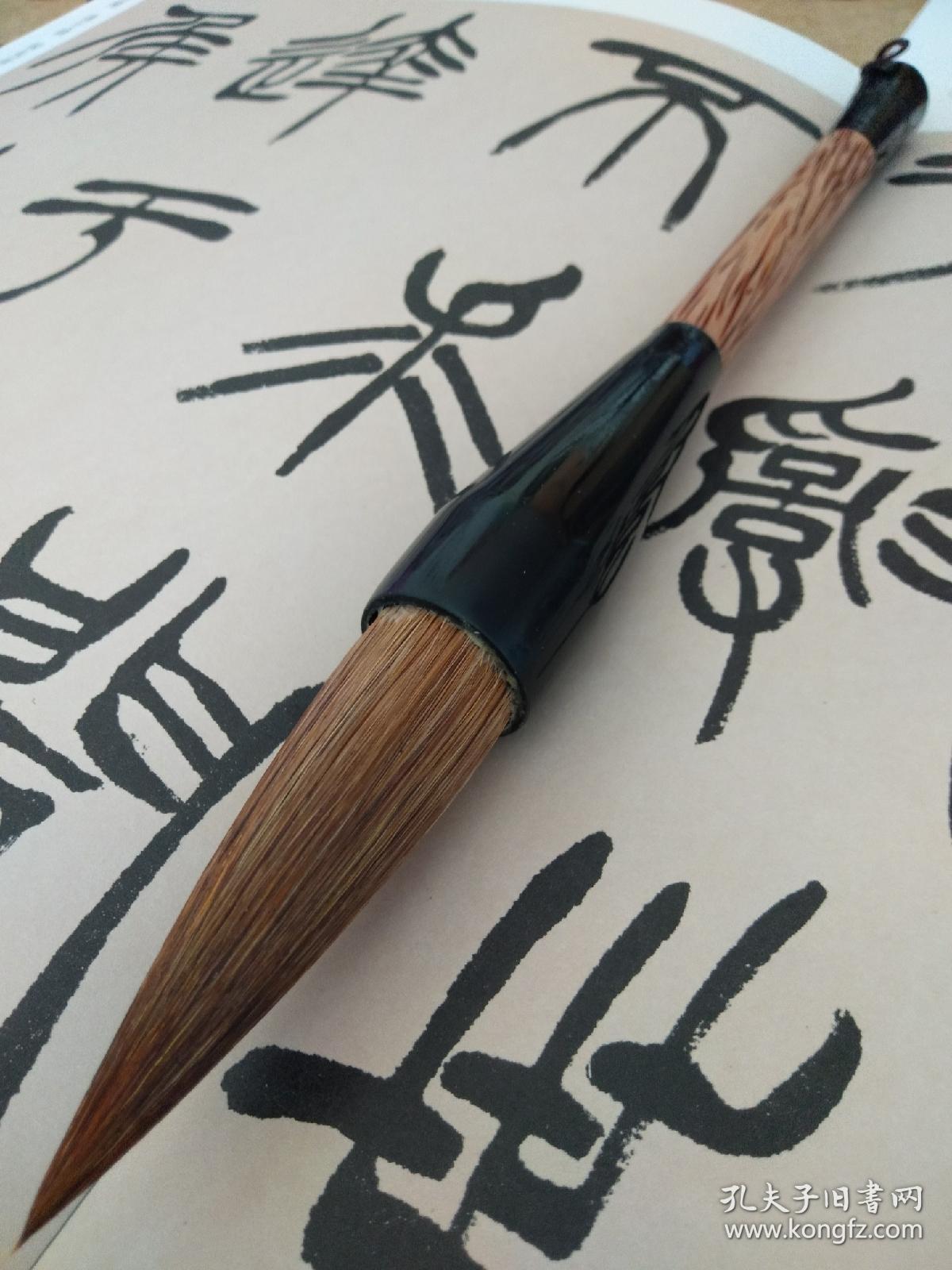 毛笔：善琏湖笔      狼尾短杆提斗     65元