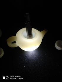 和田玉水壶带个杯子