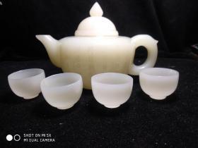 和田玉水壶带个杯子