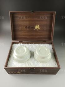 “前程似锦”瓷罐一对 带原盒（口径10cm、底径11cm、高13cm）HXTX312459