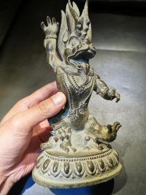 地狱主“降阎魔尊”，藏传佛像护法铜铸像，铸造细节完美大气，包浆浑厚，高23CM，重1139克，造型比较独特，未封底，详细见细图，低价结缘