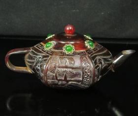 旧藏老角雕茶壶摆件