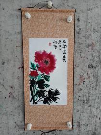 十年以上珍藏版老纸装裱挂轴！书画珍藏品保证真迹送礼投资收藏得者惜缘！藏友们只要是真迹！就不要错过这个村！就没这个店！收藏书画200年就是文物价值！就在一瞬间值得拥有珍惜，切记郭，啟，恒，郭，庆，金实力派书画篆刻家，毕业中国艺术研究院，求学中央美院，首都师范大学，国家画院，北京师范大学等，任中国中南海画院院士，滑州书画院院长。好东西转眼即逝 几十年也不算短 也许就是一辈子 望珍惜！ 错过已不再有！