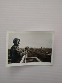 m10】毛主席 早期在天安门老照片一张 高清晰 尺寸9.5x7.5厘米