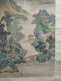 【保证手绘】——家中珍藏  【山水 国画】面风工整 细致 色彩较浓丽 具有装饰性 画法得力曲面写生 上中带写 画工很不错 装裱后尺寸 162*64厘米