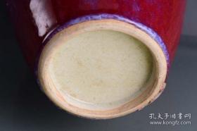 红运当头大红大紫，清雍正霁红釉大梅瓶，33*18厘米。发色纯正如玫瑰，红中带紫为上品。灯草口，米糊底，火石红，窑变，爆釉等特征明显，为大开门开运宝物。